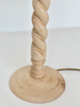 Load image into Gallery viewer, Twisted lamp base