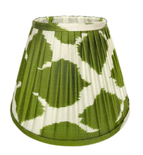 Load image into Gallery viewer, Green Club Silk Gathered Lampshade