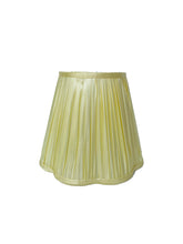 Load image into Gallery viewer, 18cm Yellow scalloped gathered lampshade
