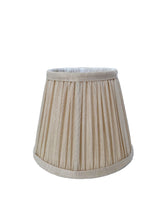 Load image into Gallery viewer, 16cm cream gathered lampshade
